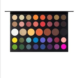 JAMES CHARLES X MORPHE PALATTE